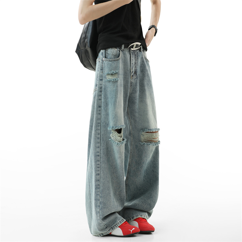 Street Fashion Fall 2025 - 찢어진 청바지 남성용 2025 가을 신상