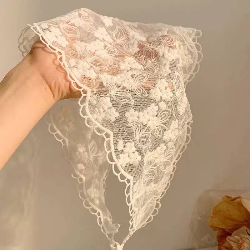 삼각형 레이스 반다나 크림 화이트 멀티웨이 허리 스카프 - Bandana Multi Way 리뷰 및 가격