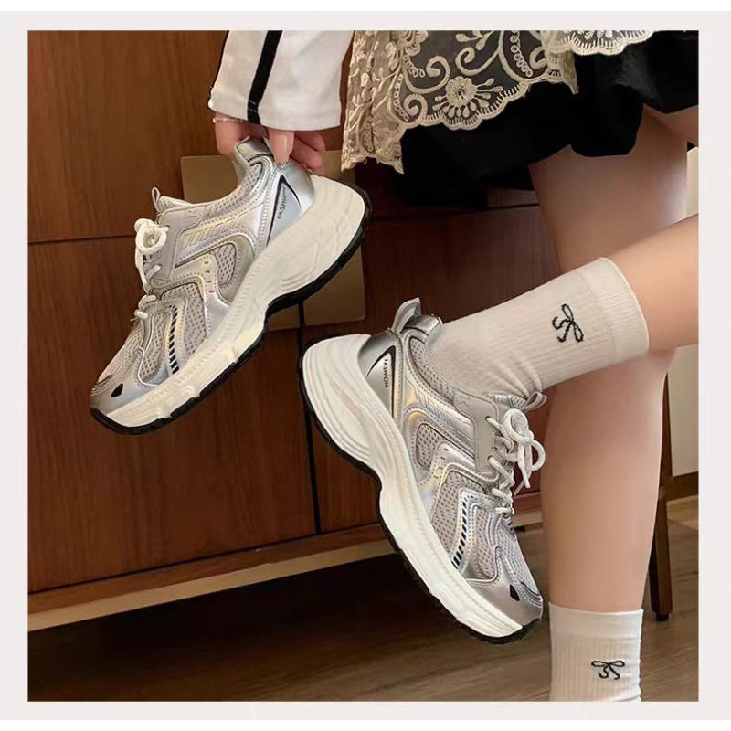 2026년 봄 여성 언키 아빠 스니커즈 통기성 메쉬 플 - Street Fashion In Korea 리뷰 및 가격